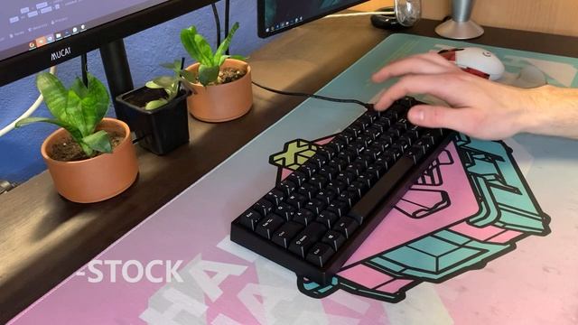 Leopold FC660M. Моддинг механической клавиатуры. Сравнение до и после. Cherry MX Silent Red. смотреть онлайн