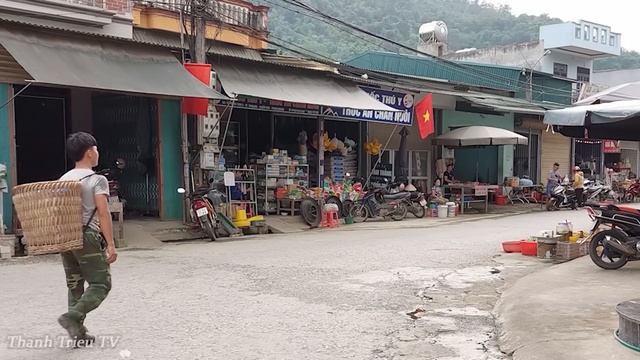 1 Years Alone In The Forest Building A Log Cabin - Making Beds, Making Hydroelectric Power,Off Grid