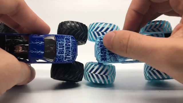 SPIN MASTER MONSTER JAM FIRE & ICE | SINGLES | SERIES 1A | 1:64 SCALE смотреть онлайн