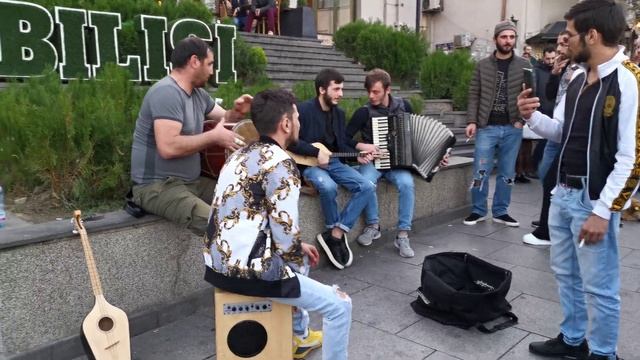 WOW! TBILISI GEORGIA TRADITIONAL MUSIC : STREET PERFORMANCE смотреть онлайн