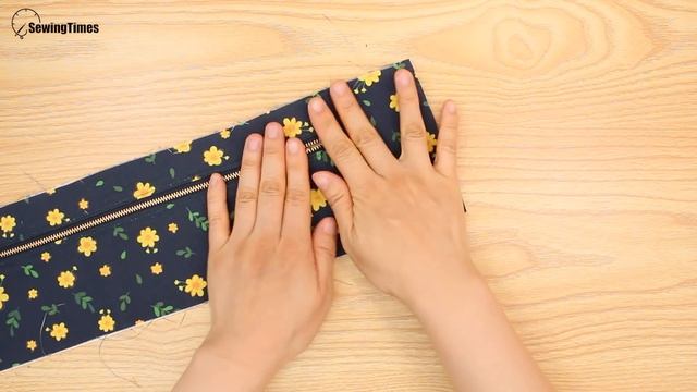 DIY Cosmetic Zipper Pouch | Cube Makeup Bag Tutorial [sewingtimes]