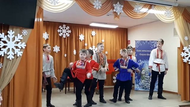 1381 Ансамбль мальчиков г Бор Частушки смотреть онлайн