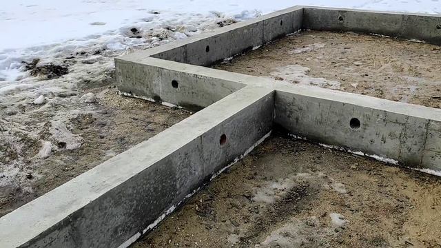 Строительство монолитного свайно-ростверкового фундамента под двухэтажный дом из бруса с террасой смотреть онлайн