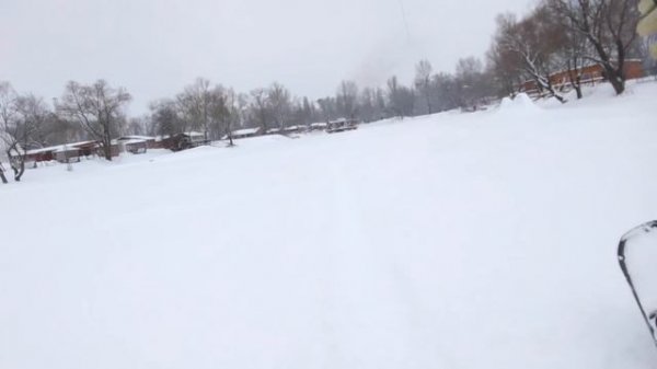 Зимний сноубординг по льду экстремально зимний спорт. snowboarding winter olympics 2018