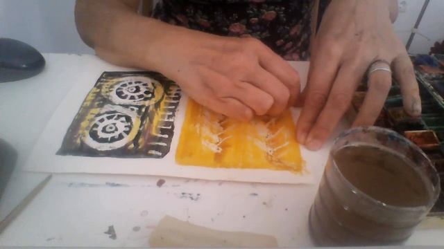 ОТ ПЕРВОБЫТНОГО ИСКУССТВА К НАРОДНОМУ. ЧАСТЬ 4. Батик. Ролик 2, воск и акварель. смотреть онлайн