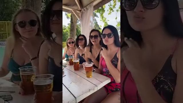весёлые девчата смотреть онлайн