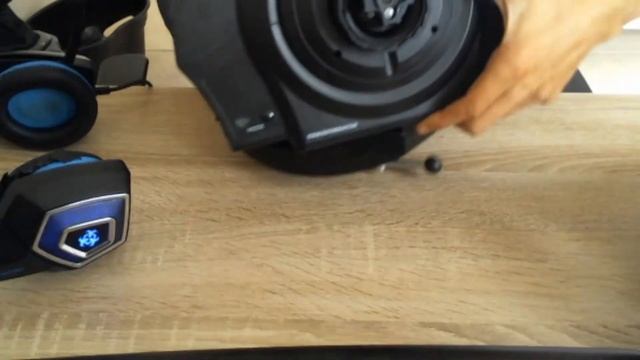 Comment installer et configurer un volant sur la base TX de chez thrustmaster смотреть онлайн