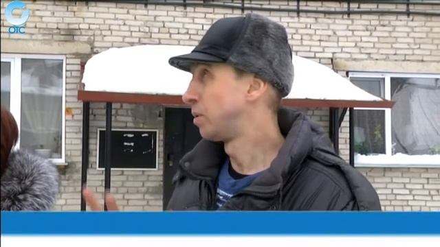 Почему крыша, отремонтированная меньше года назад, дала течь? смотреть онлайн