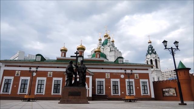 Йошкар-Ола. Патриаршая площадь. Музей сказки под открытым небом. смотреть онлайн