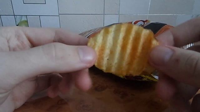 Обзор чипсы картофельные Lays MAX Пицца 4 сыра смотреть онлайн