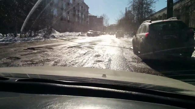 Кирпичникова... Центр можно сказать города... Танки не пройдут) смотреть онлайн