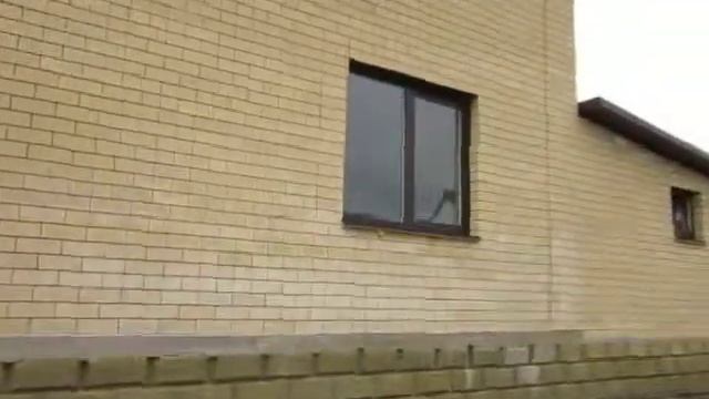 Афганистанский 20 снаружи