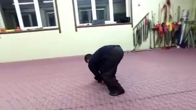 Китайский наклон – Цзибэньгун_ база для всех единоборств _ Реальное гунфу №1 смотреть онлайн
