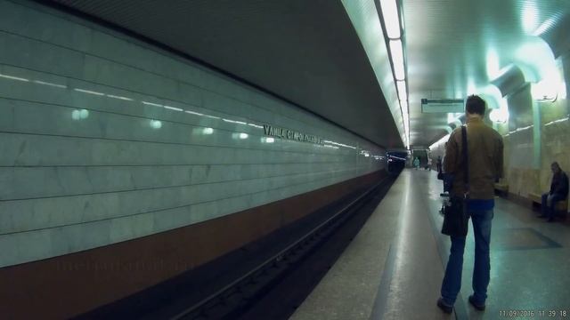 Переход "Бульвар Дмитрия Донского" - "Улица Старокачаловская" // 2016 смотреть онлайн
