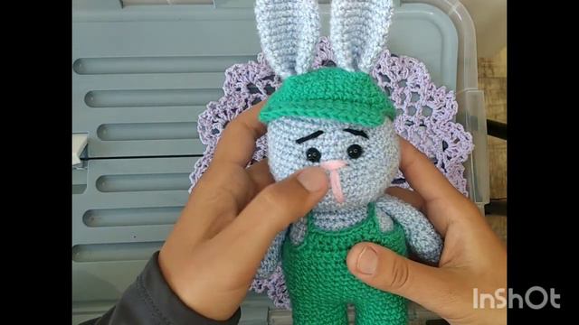 Зайчик в комбинезоне крючком. мастер-класс смотреть онлайн
