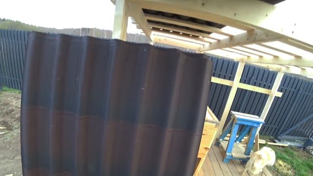 Вольер для собаки своими руками за 3 дня! Крыша -  Черепица Ондулин! Круто получилось!