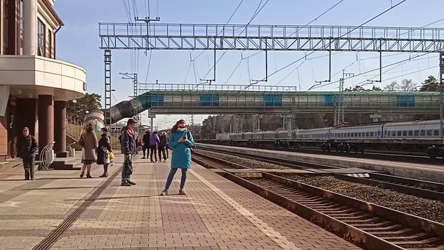 Электропоезд ЭД4М-0319 смотреть онлайн