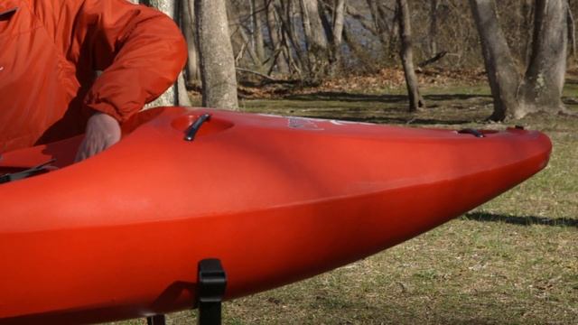 Dagger Mamba: Whitewater River Running Kayak смотреть онлайн