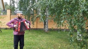 Песни под гармонь. «Когда б имел златые горы».