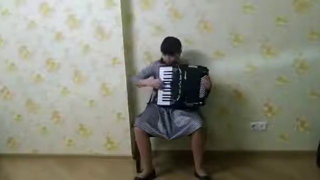 Г. Петерсбурский, обр М. Двилянского, «Синий платочек». Кондратьева Ева (класс Говорухиной М.В.) смотреть онлайн