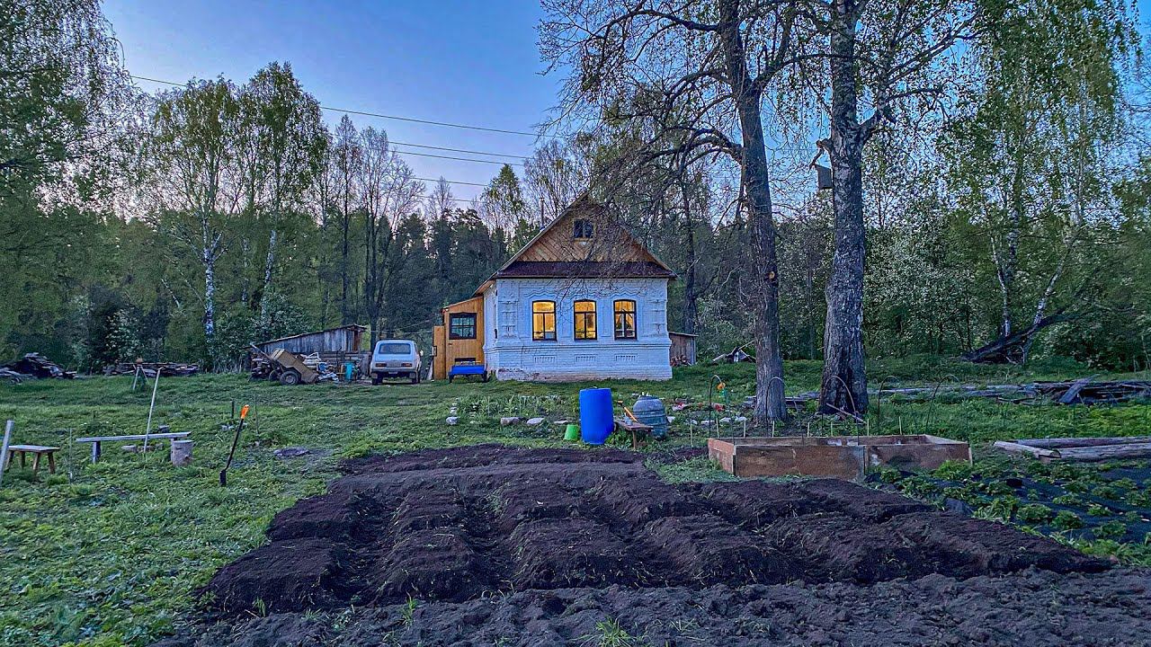 Первый шаг к богатому урожаю. Разработали огород на хуторе. Доводим до ума технику смотреть онлайн