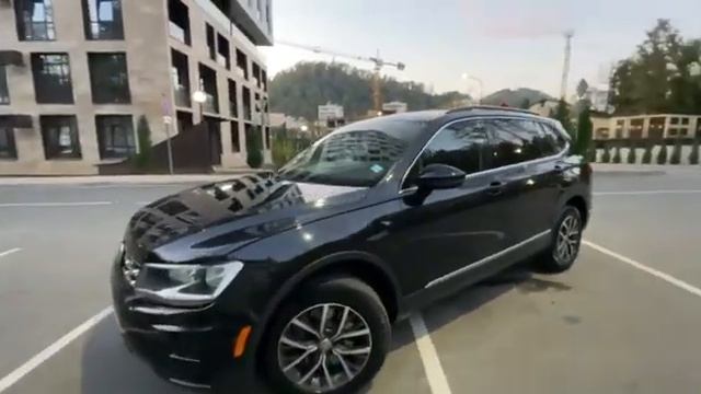 Volkswagen Tiguan  - 7мест