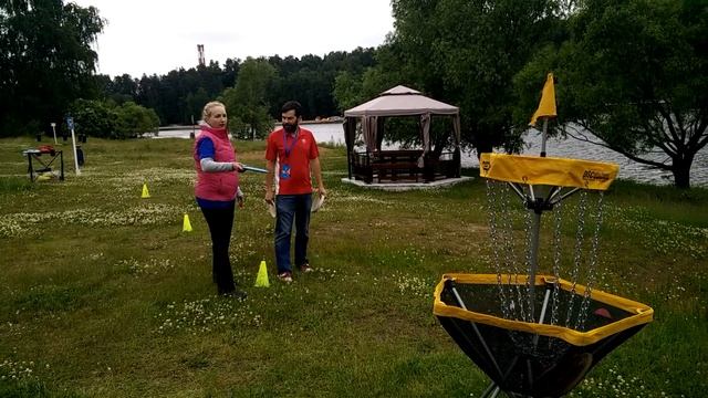 Как Фрисби гольф, Disc golf использовать на тимбилдинге? | 2025golf смотреть онлайн