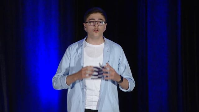 Age Doesn't Matter | Aro Dana | TEDxAmericanUniversityofKurdistan