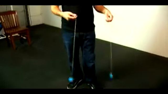 How To Do The Tangler Yo Yo Trick - 16A Looping Tricks with Two Yo Yos смотреть онлайн