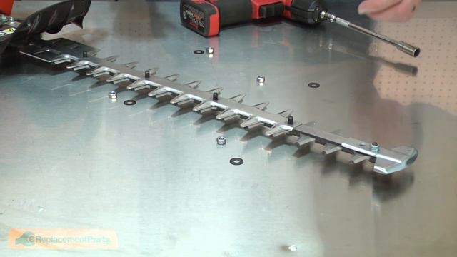 Echo Hedge Trimmer Repair - Replacing the Protector (Echo Part # 69912503061) смотреть онлайн