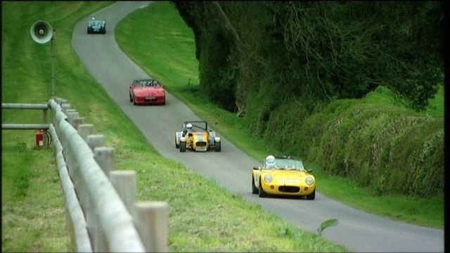 Ariel Atom V8: The Fastest Accelerating Road Car On The Planet - Fifth Gear смотреть онлайн