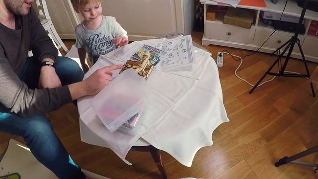 ✪ ДЕРЕВЯННЫЙ КОНСТРУКТОР. Собираем деревянный конструктор. Распаковка игрушек. Дарим крепость смотреть онлайн