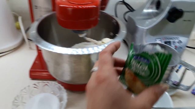 ВАЖНЫЙ СЕКРЕТ ПРИ ЗАМЕСЕ ТЕСТА,для домашней выпечки,!!! смотреть онлайн