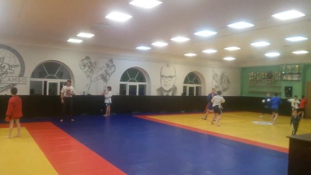 Прикладное боевое самбо. Тренировка детской группы. 18 смотреть онлайн