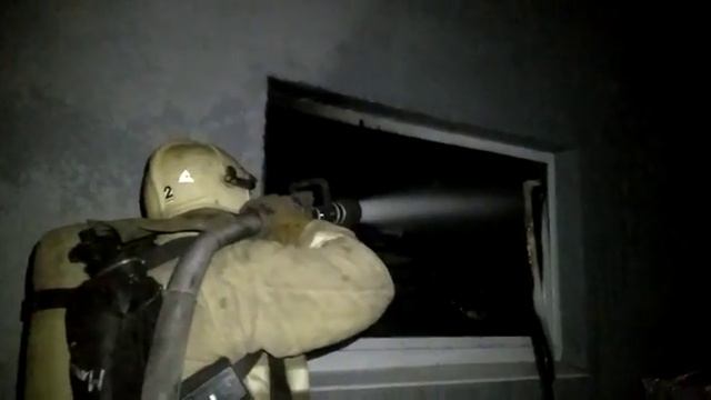 Пожар высшей категории на складах в хуторе Ленина смотреть онлайн