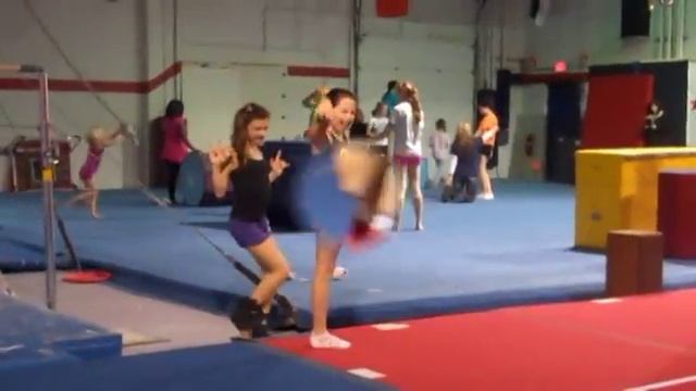 Sam and Sara video 1 смотреть онлайн