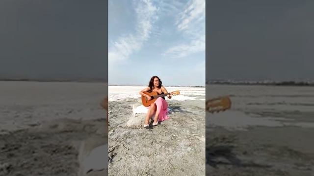 Ирина Соловьева "Есть радость у огня..." смотреть онлайн