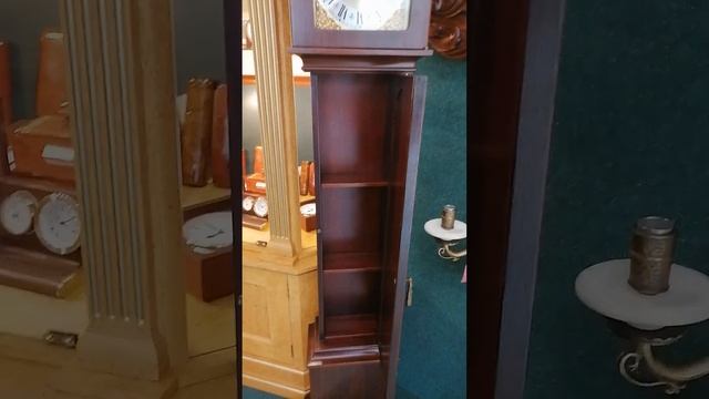 КЛАССИЧЕСКИЕ МЕХАНИЧЕСКИЕ " ВНУЧКИНЫ НАПОЛЬНЫЕ ЧАСЫ " ОТ K.MOZER. РАЗМЕРЫ 165*32*18см. ГЕРМАНИЯ. смотреть онлайн