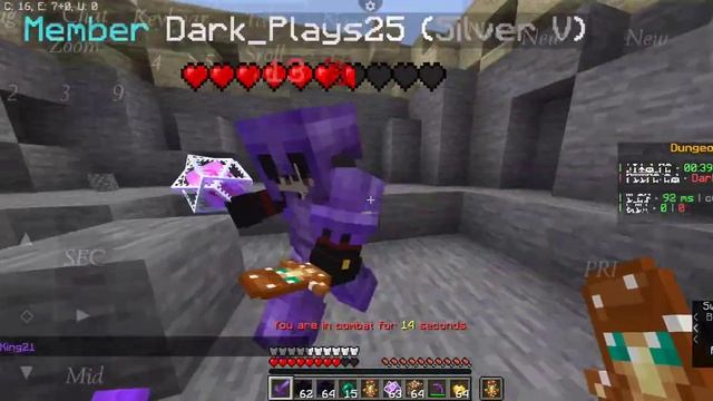 PvP In MiNeCrafT JavA (Touch Control) @LivingLegendOP @SenpaiSpider смотреть онлайн