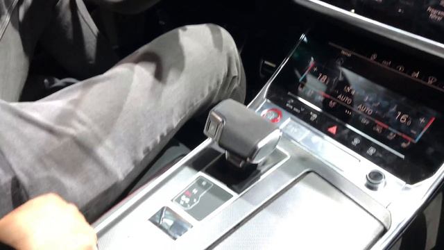 IAA 2019 | 4K | AUDI RS7 interior смотреть онлайн