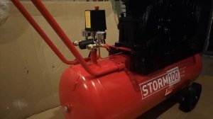 Компрессор АВРОРА STORM 100 TURBO active series немного о нём