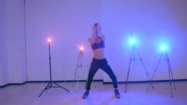 Педагоги «Тэ-Кари» - Стиль: Dancehall/Карина Макацария смотреть онлайн