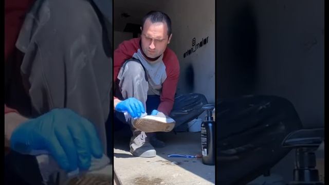 Лайфхак для ровных пацанов. Чистим резину не только в тачке #антонмаляр #ремонтавто #автолайфхаки смотреть онлайн