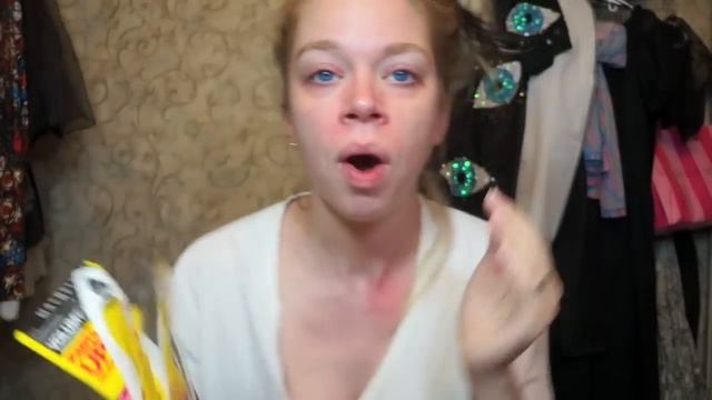 DRUGSTORE MASCARA SHOWDOWN- FIRST IMPRESSION FRIDAY смотреть онлайн