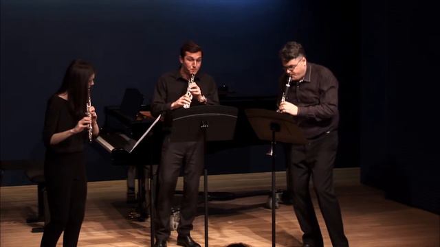 Exponential Ensemble performing Firedancers by Dobrinka Tabakova смотреть онлайн