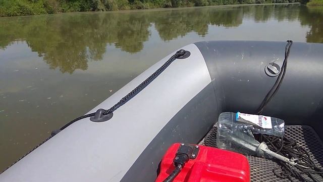 По реке Афипс на Reef 325НД и Yamaha 5 amhs смотреть онлайн