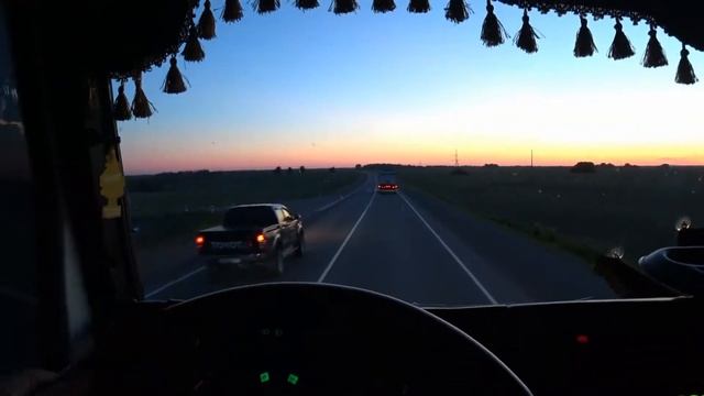 Наконецто в рейс) На МАЗ 6430 везем пшеницу в Барнаул) Каеф!! смотреть онлайн