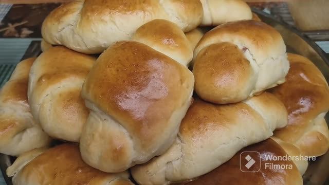 Мега пышные сдобные булочки с вишней!