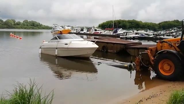 Спуск катера Aqualine смотреть онлайн