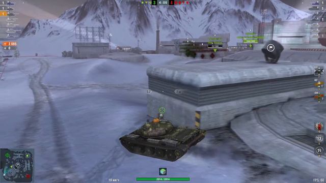 Русский танк Т-62А тащит